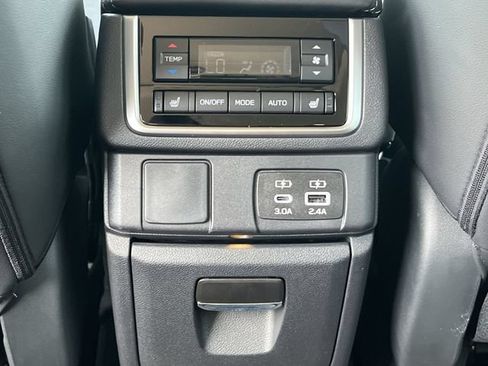 New 2026 Subaru Ascent Limited AWD/4WD image 36