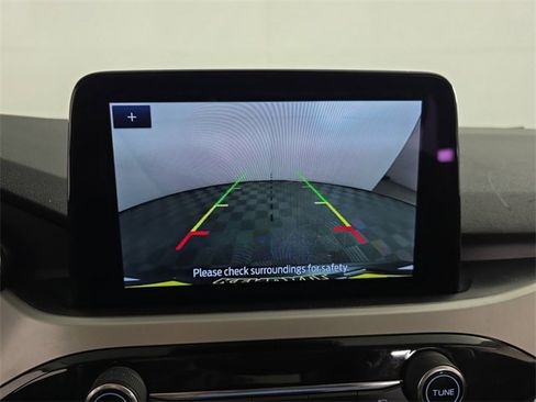 Certified 2022 Ford Escape SE w/ SE Sport Appearance Package image 14