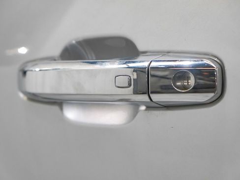 Used 2021 Chevrolet Silverado 3500 High Country w/ Snow Plow Prep/Camper Package image 42