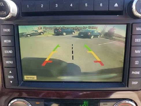 Used 2010 Ford F250 Lariat image 25