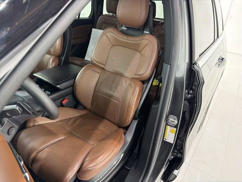 Used 2020 Lincoln Aviator Reserve w/ Equipment Group 201A AWD/4WD image 13