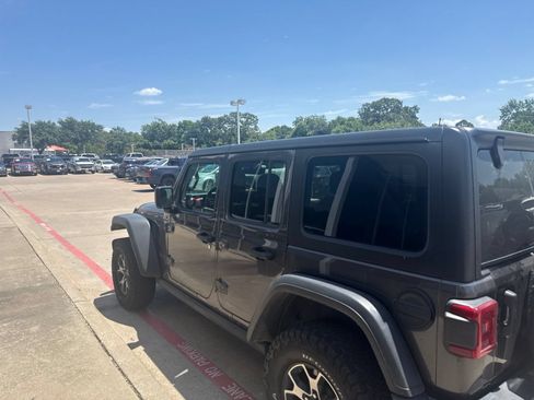 Used 2021 Jeep Wrangler Unlimited Rubicon AWD/4WD image 7