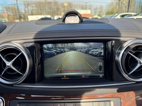 Used 2017 Mercedes-Benz SL 550 image 26