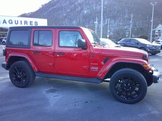 Used 2022 Jeep Wrangler Unlimited Sahara video 2