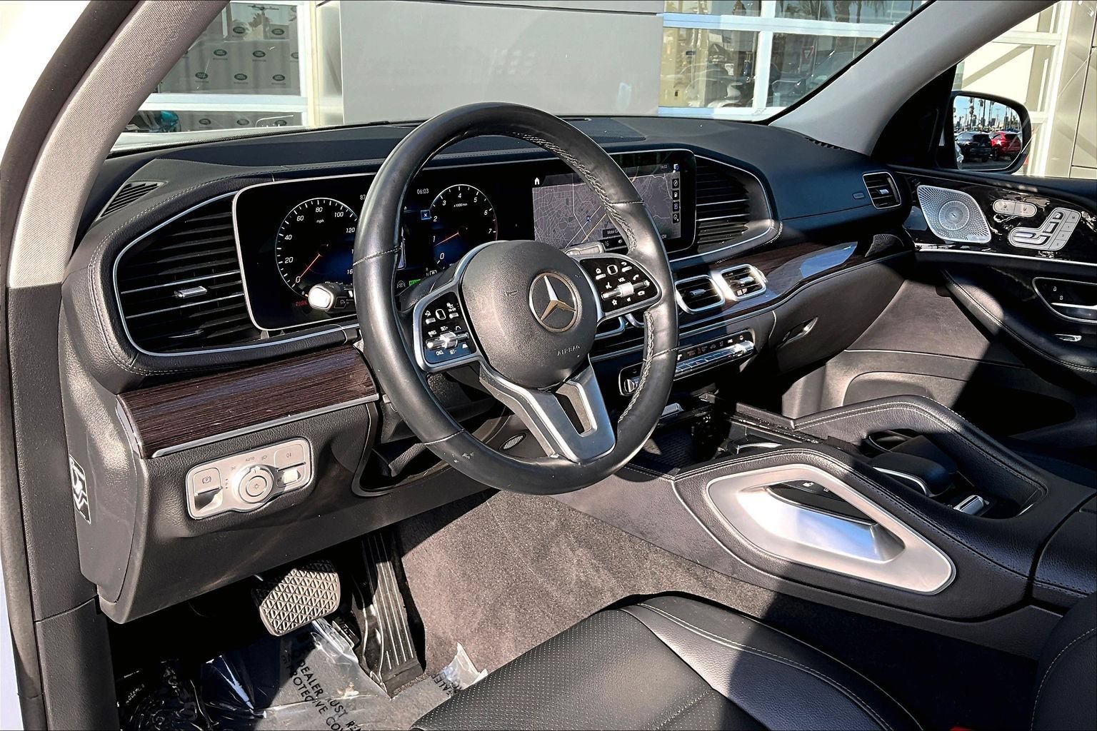 Used 2023 Mercedes-Benz GLS 450 4MATIC image 14