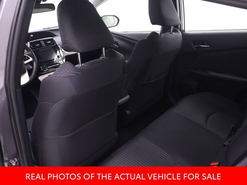 Certified 2018 Toyota Prius Three FWD image 11
