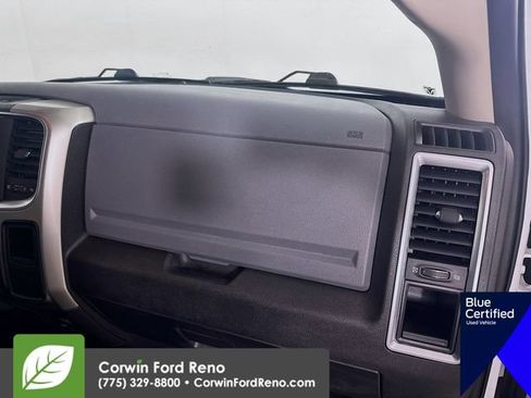 Used 2019 RAM 1500 Classic SLT AWD/4WD image 30