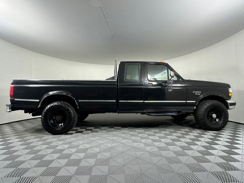 Used 1995 Ford F250 4x4 SuperCab image 2