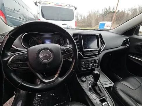 Used 2019 Jeep Cherokee Limited AWD/4WD image 14