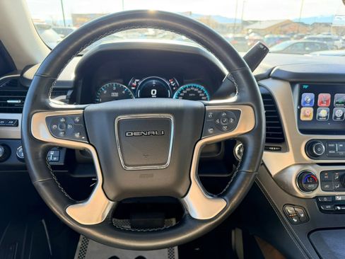 Used 2019 GMC Yukon XL Denali w/ Denali Ultimate Package AWD/4WD image 12