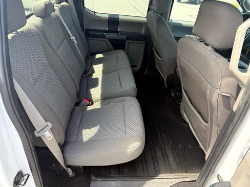 Used 2018 Ford F150 XLT w/ Trailer Tow Package image 15