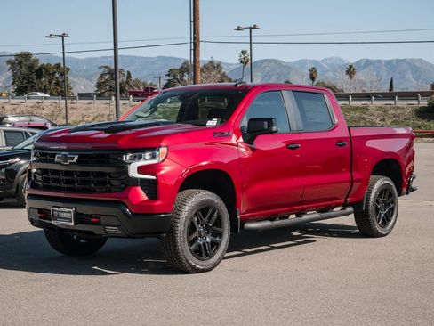 New 2026 Chevrolet Silverado 1500 LT Trail Boss w/ LPO, Dark Essentials Package AWD/4WD image 7