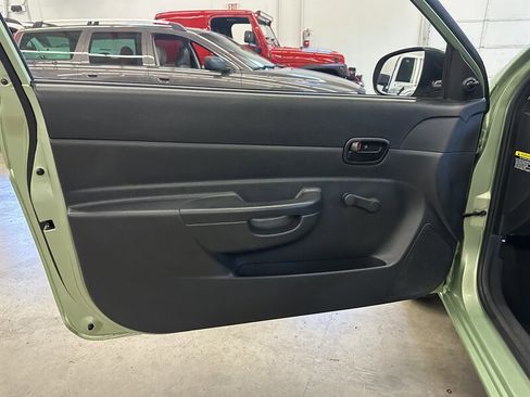 Used 2010 Hyundai Accent GS image 25