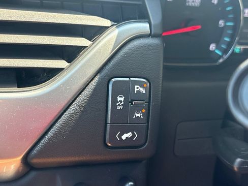 Used 2016 Chevrolet Suburban LT AWD/4WD image 39