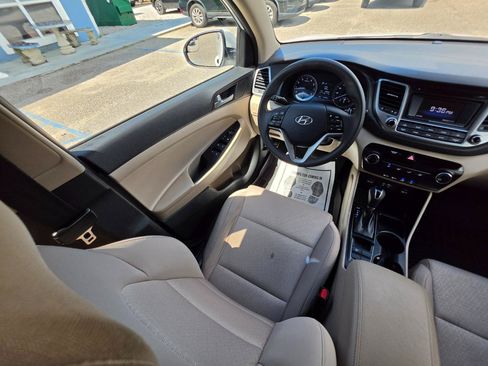 Used 2017 Hyundai Tucson SE FWD image 30