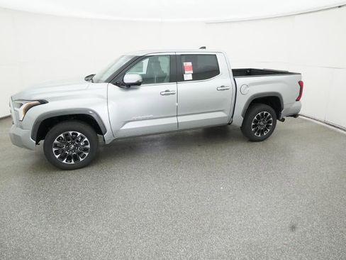 New 2026 Toyota Tundra Limited image 2