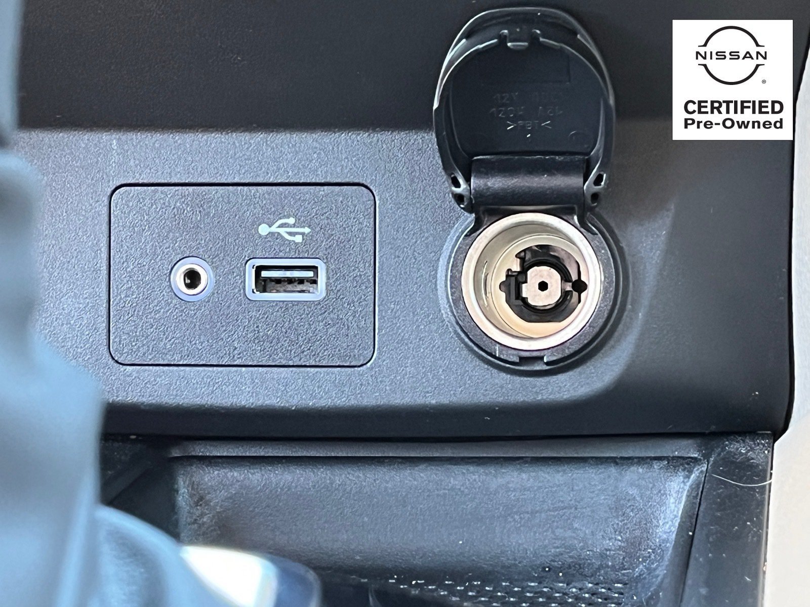 Certified 2020 Nissan Rogue SV w/ Premium Package FWD image 23