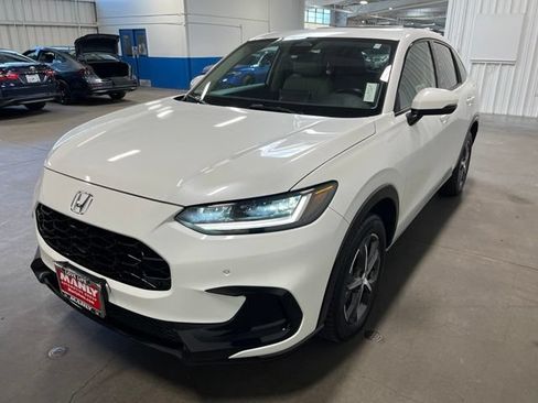 Used 2023 Honda HR-V EX-L image 7