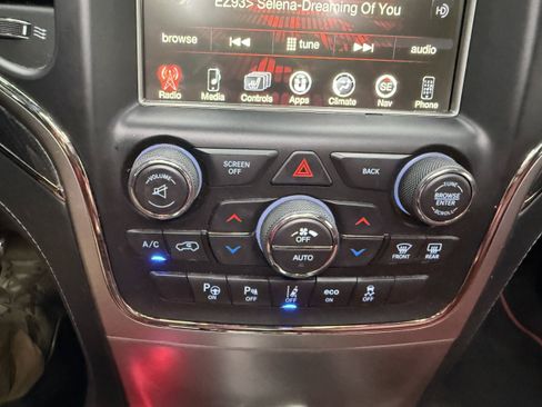 Used 2017 Jeep Grand Cherokee SRT AWD/4WD image 19