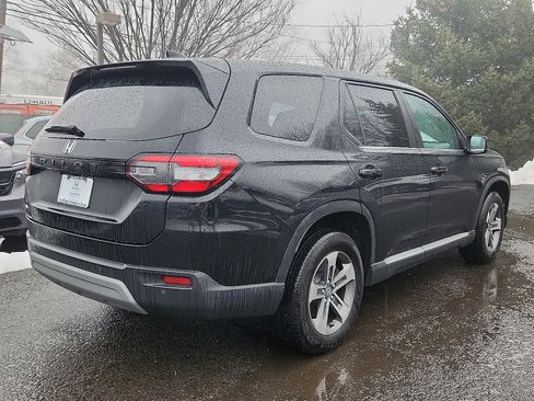 Certified 2025 Honda Pilot EX-L image 6