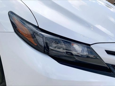 Used 2023 Toyota Camry SE image 26