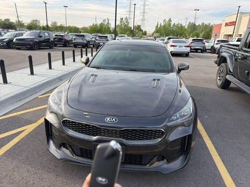 Used 2021 Kia Stinger GT1 AWD/4WD image 2