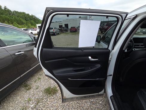 Used 2021 Hyundai Santa Fe SEL w/ Convenience + Premium Package FWD image 12