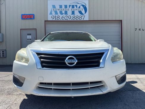 Used 2014 Nissan Altima 2.5 S image 4