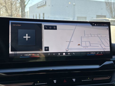 Certified 2026 BMW 530i xDrive w/ Premium Package image 22