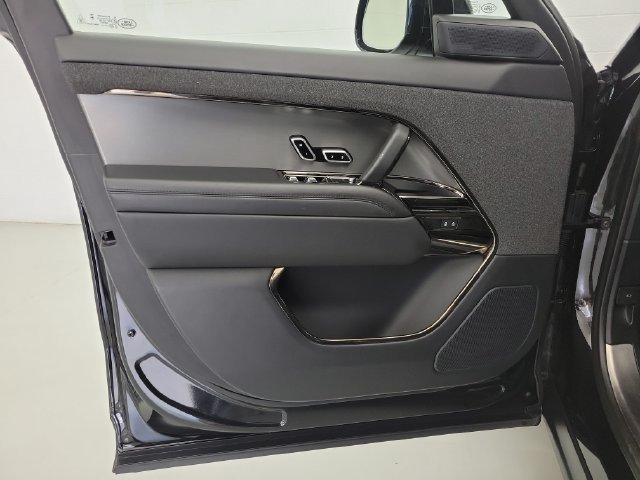 Used 2024 Land Rover Range Rover Sport Dynamic SE AWD/4WD image 19