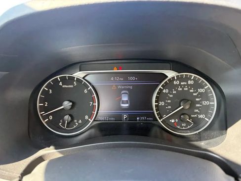 Used 2024 Nissan Altima 2.5 SV FWD image 14
