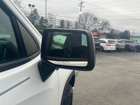 Used 2020 GMC Sierra 1500 Elevation w/ Elevation Value Package image 6