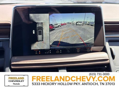 Used 2024 Chevrolet Suburban High Country w/ Advanced Technology Package image 39