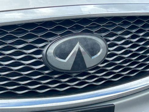 Used 2019 INFINITI QX50 Luxe AWD/4WD image 11