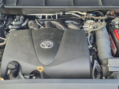 Used 2021 Toyota Highlander Platinum AWD/4WD image 24