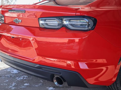 Used 2020 Chevrolet Camaro LT image 47
