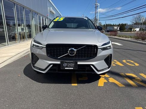 Certified 2025 Volvo XC60 B5 Plus AWD/4WD image 7