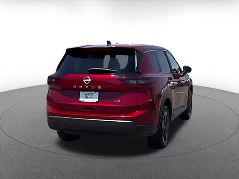 Used 2025 Nissan Rogue SV AWD/4WD image 11