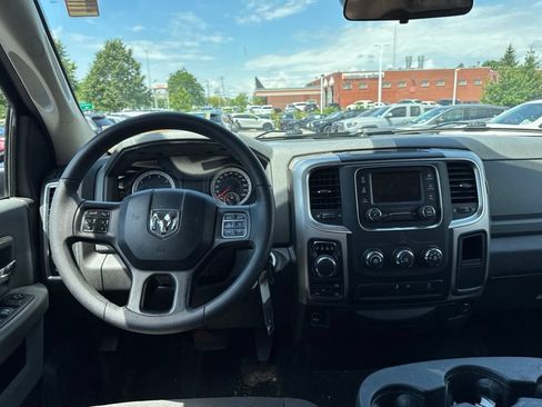 Used 2019 RAM 1500 Classic Warlock AWD/4WD image 10