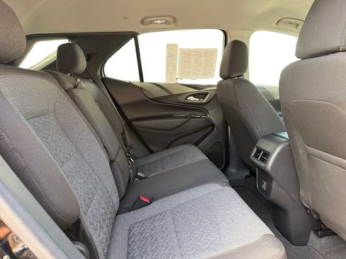 Used 2023 Chevrolet Equinox LT AWD/4WD image 31