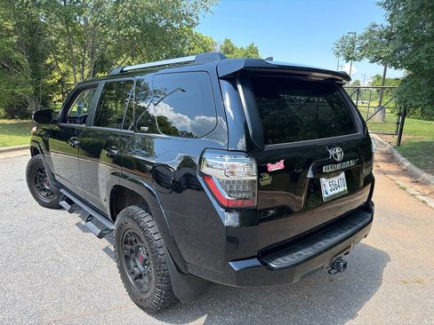 Used 2021 Toyota 4Runner SR5 Premium AWD/4WD image 17
