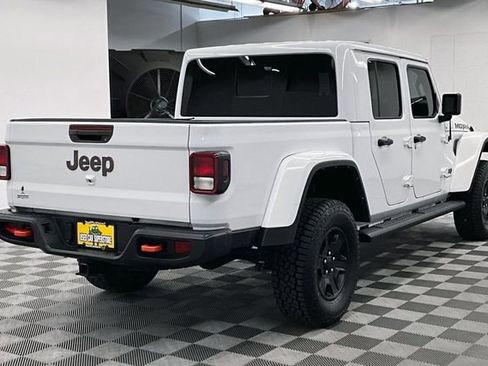 Used 2022 Jeep Gladiator Mojave w/ Trailer Tow Package AWD/4WD image 12