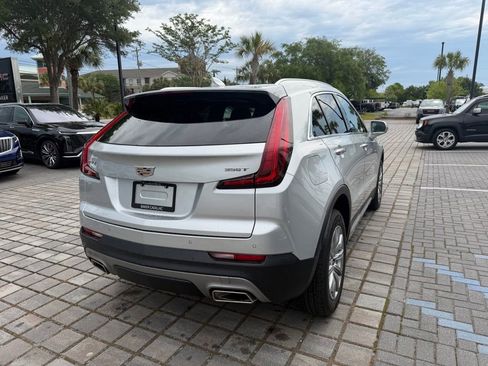 Used 2021 Cadillac XT4 Premium Luxury FWD image 5