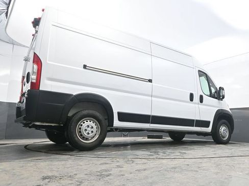 Used 2025 RAM ProMaster 2500 w/ Convenience Group image 33