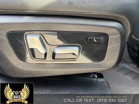 Used 2022 BMW X7 xDrive40i AWD/4WD image 18