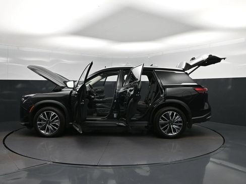 Certified 2026 INFINITI QX60 Luxe w/ Cargo Package FWD image 47