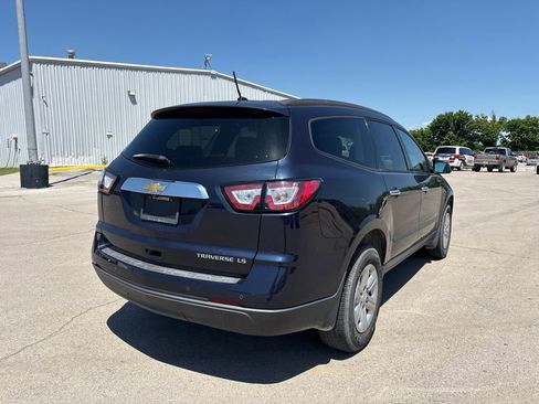 Used 2015 Chevrolet Traverse LS FWD image 6