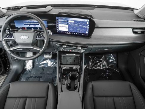 New 2026 Audi Q3 quattro 2.0T image 9