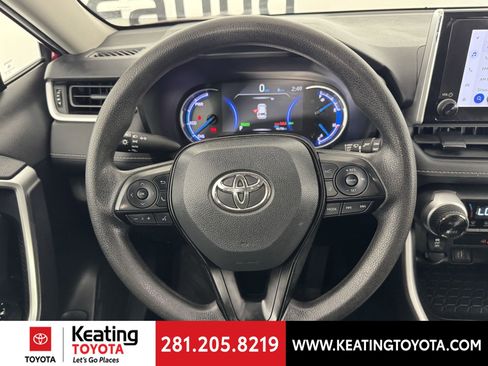 Certified 2025 Toyota RAV4 XLE AWD/4WD image 30