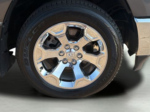 Used 2020 RAM 1500 Big Horn AWD/4WD image 14